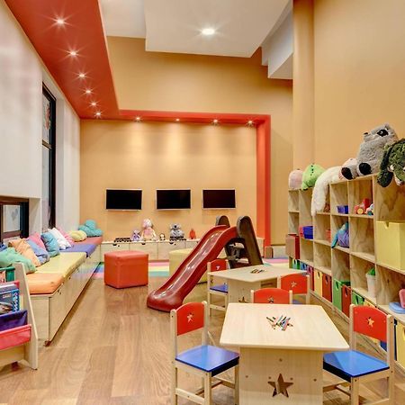 Sheraton Miramar Hotel & Convention Center Vina del Mar Exterior photo A nursery in a hospital