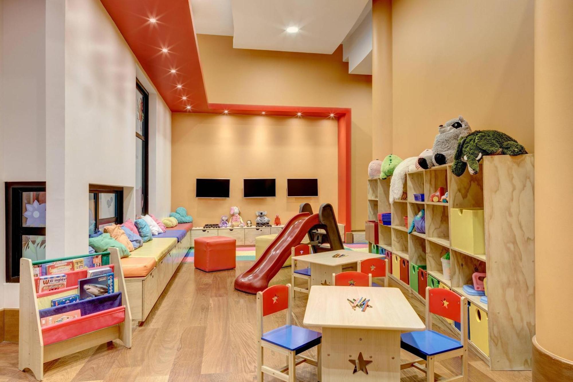 Sheraton Miramar Hotel & Convention Center Vina del Mar Exterior photo A nursery in a hospital