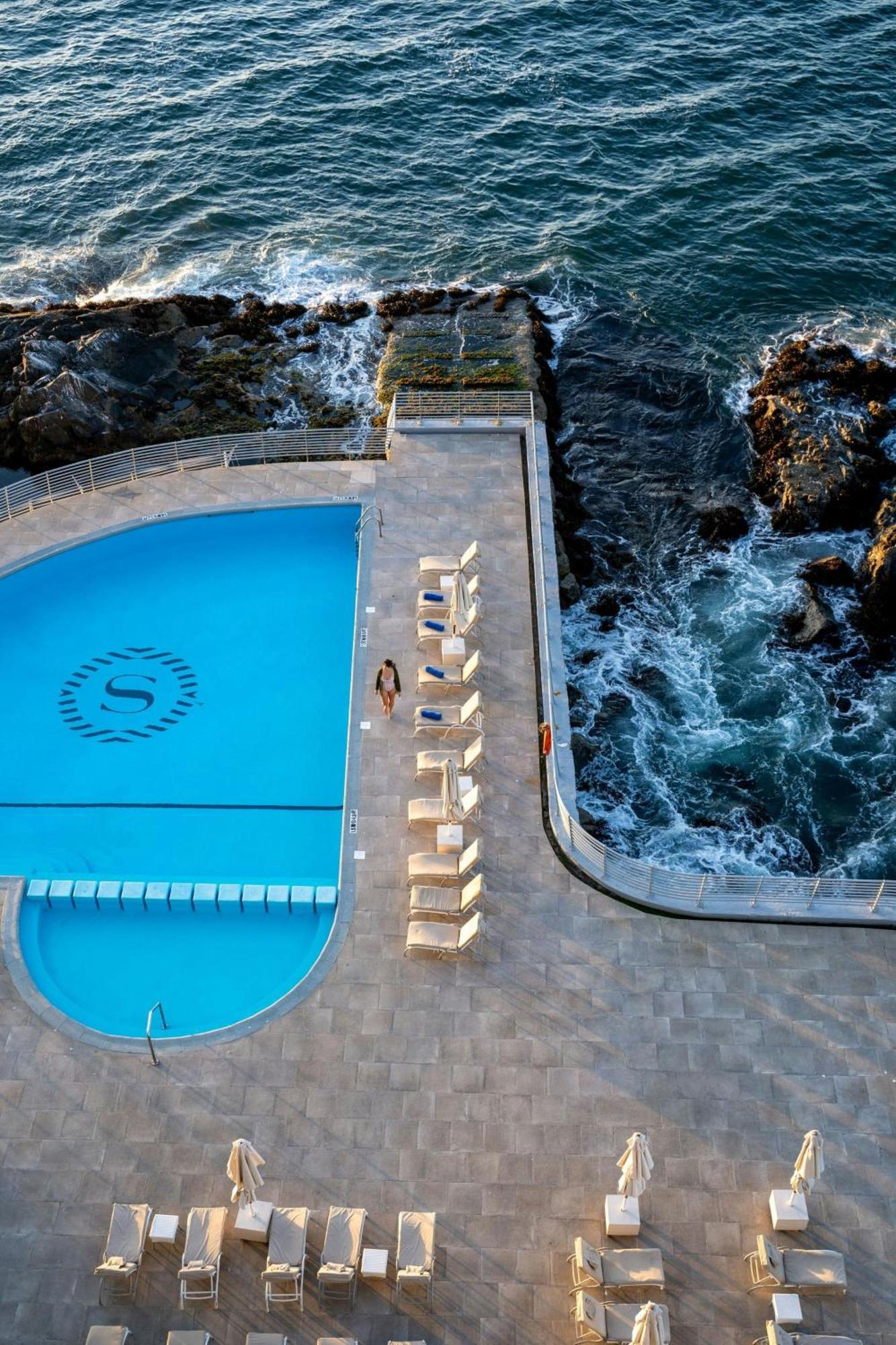 Sheraton Miramar Hotel & Convention Center Vina del Mar Exterior photo The pool at the Hotel