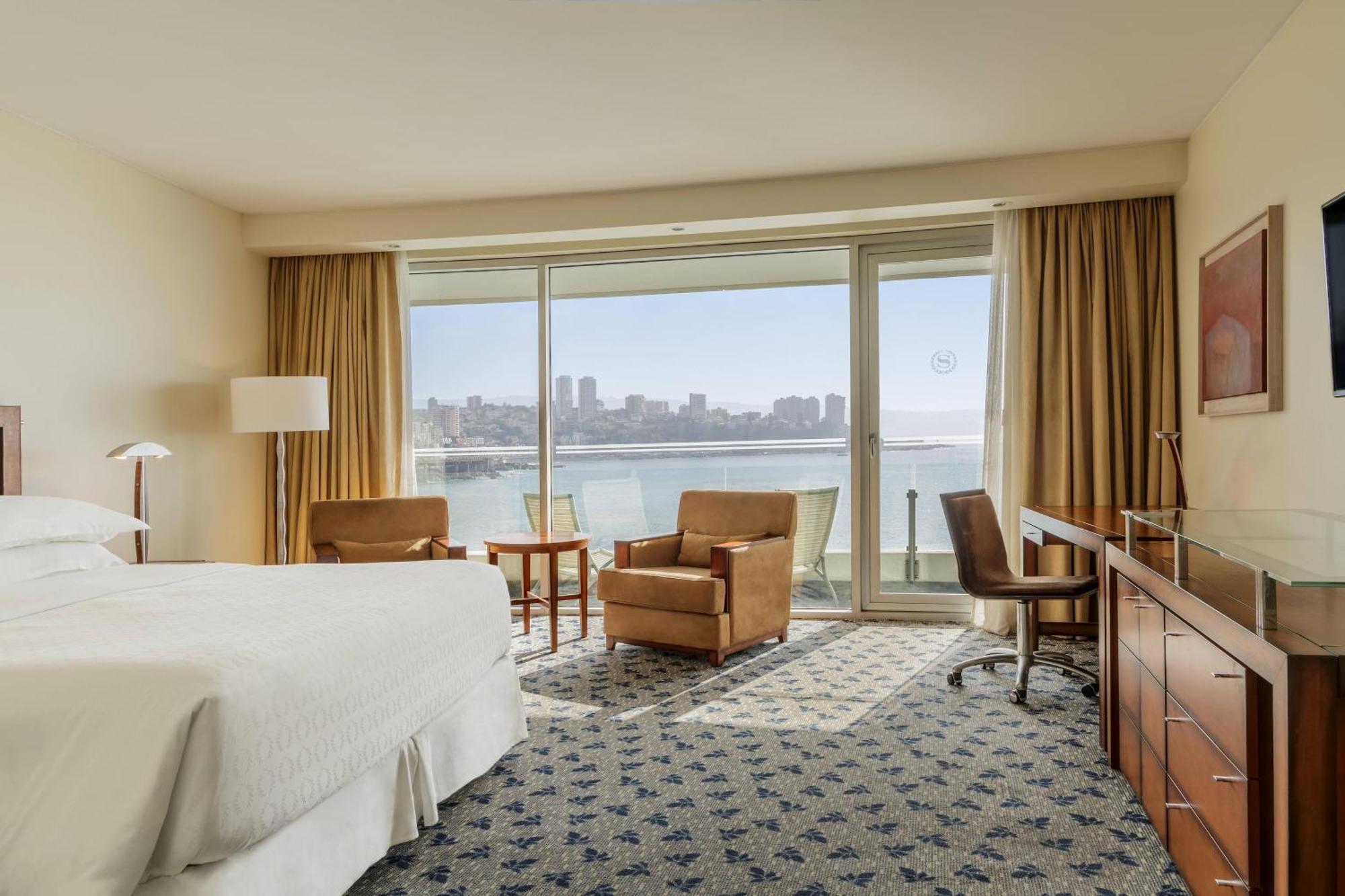 Sheraton Miramar Hotel & Convention Center Vina del Mar Exterior photo A guest room at the Westin Boston Harbor